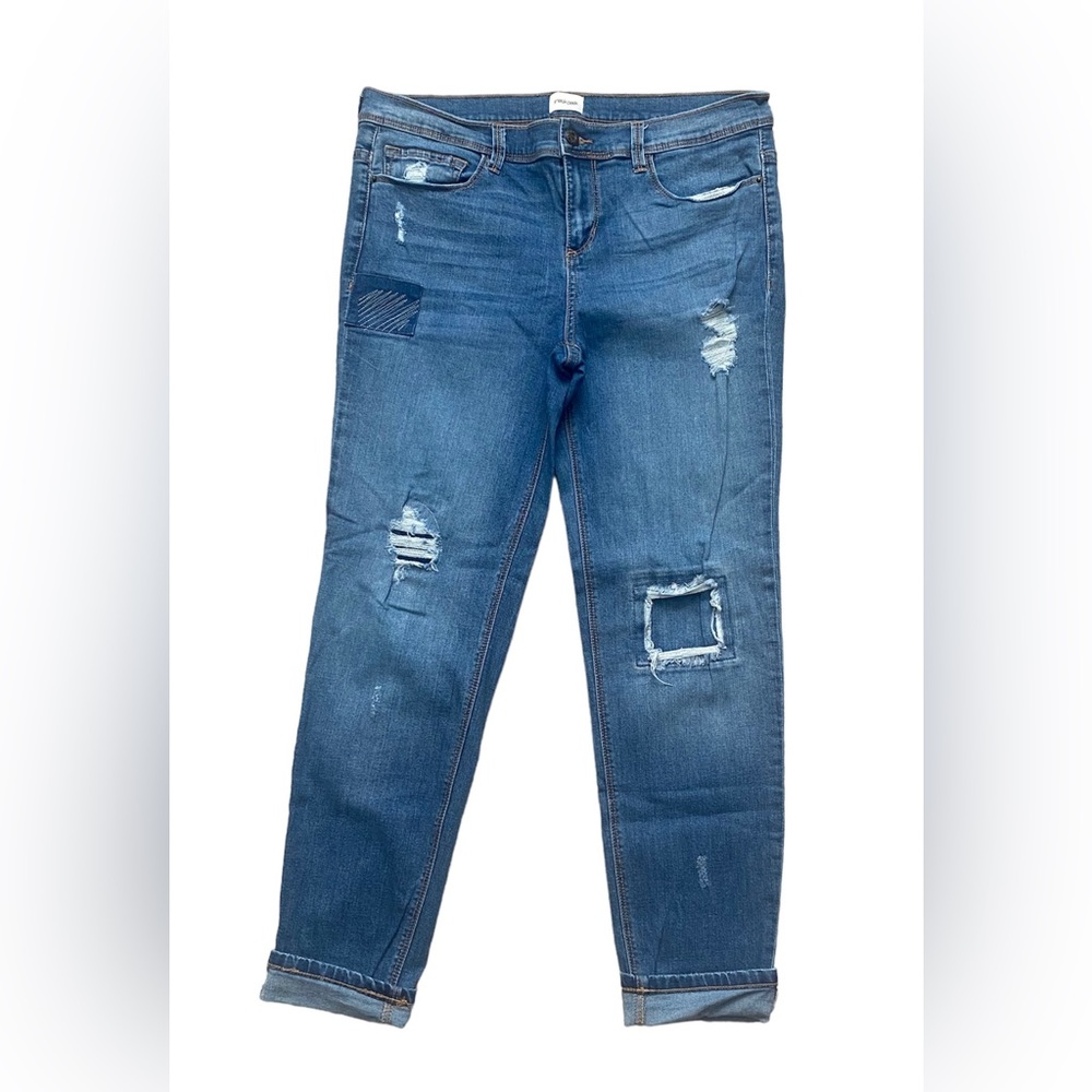 Womens Sneak Peek Sexy Boyfriend Jeans. Size 11.